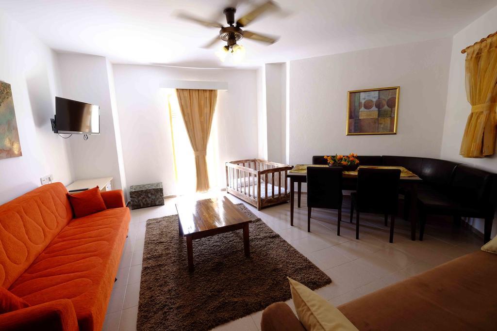 Flying Dutchman Hotel Oludeniz Bilik gambar